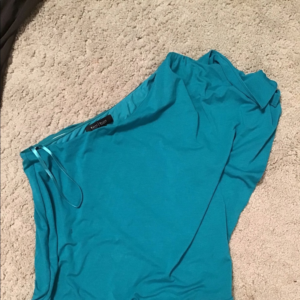 One sleeve shirt